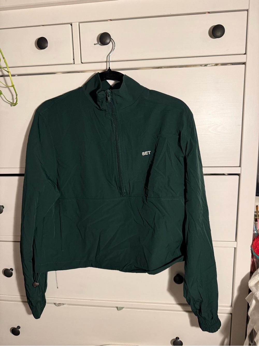 SET ACTIVE NYLON HALF ZIP WINDBREAKER IN COLOR HIDEAWAY